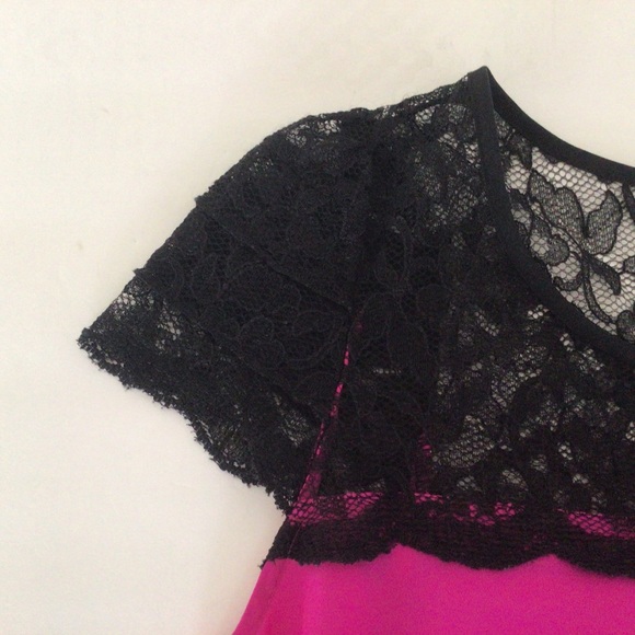 EXPRESS HOT PINK LACE TOP SMALL - Picture 6 of 11